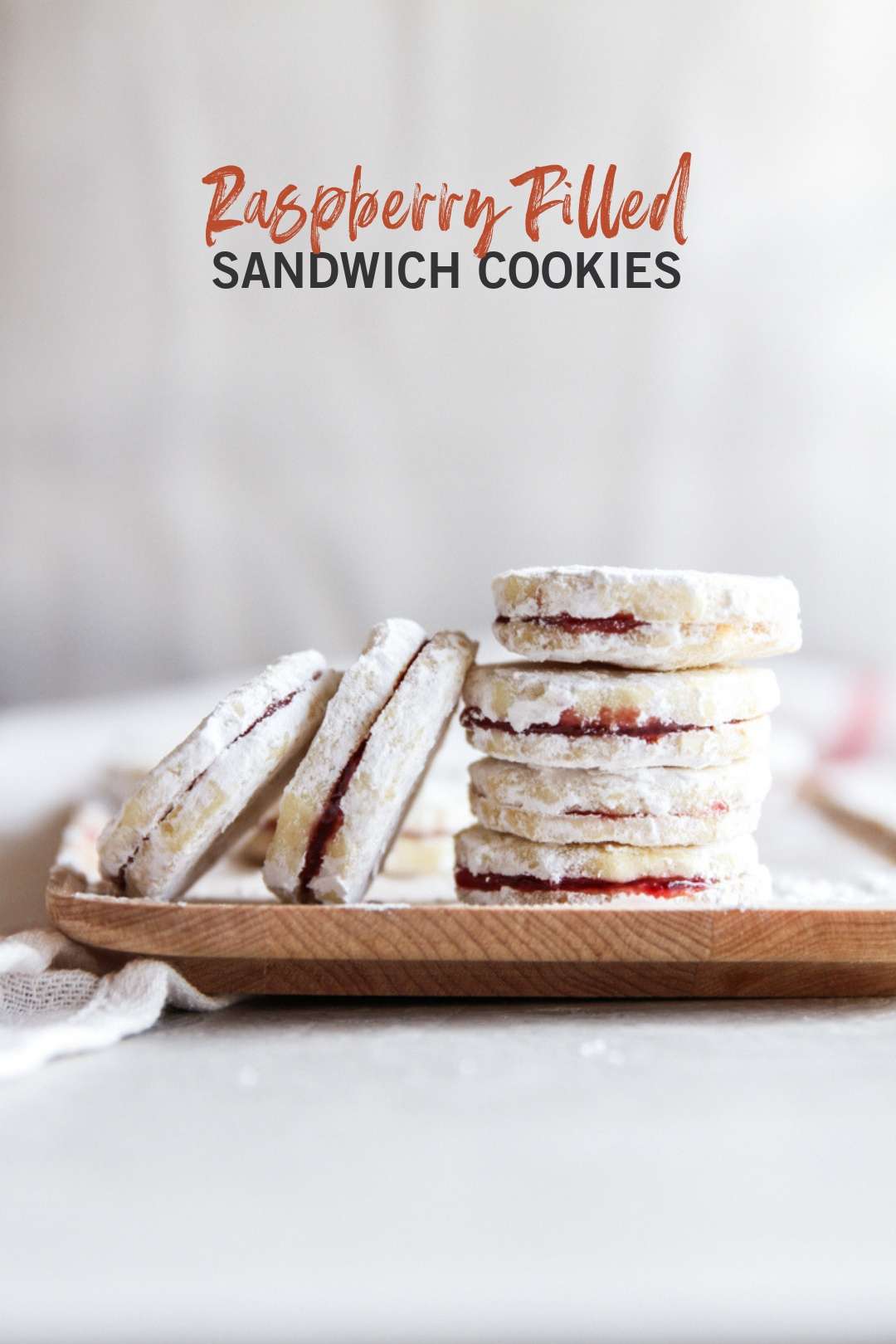 https://sweetphi.com/wp-content/uploads/2013/11/Raspberry-filled-sandwich-cookies-vanilice-cookies.jpg