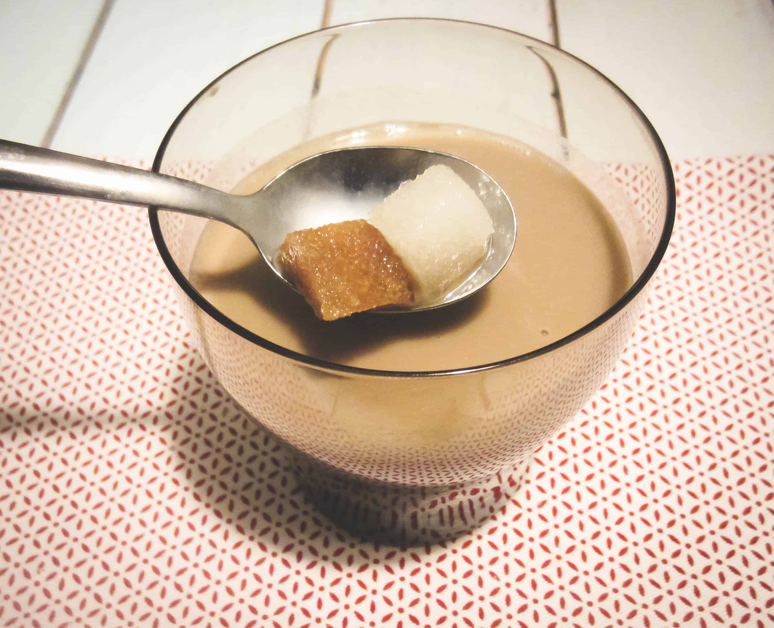 https://sweetphi.com/wp-content/uploads/2014/02/Homemade-sugar-cubes-in-coffee.jpg