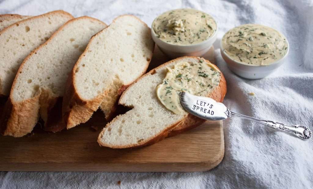 How to make herb butter for bread