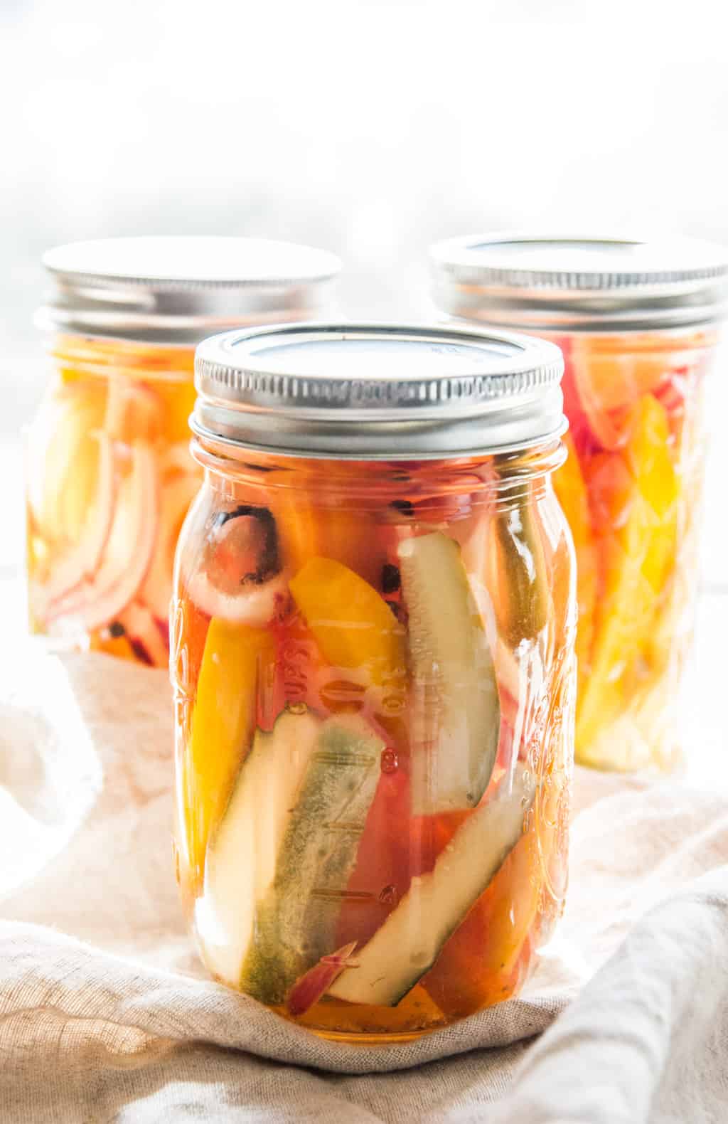 How to make quick pickled vegetables from @sweetphi