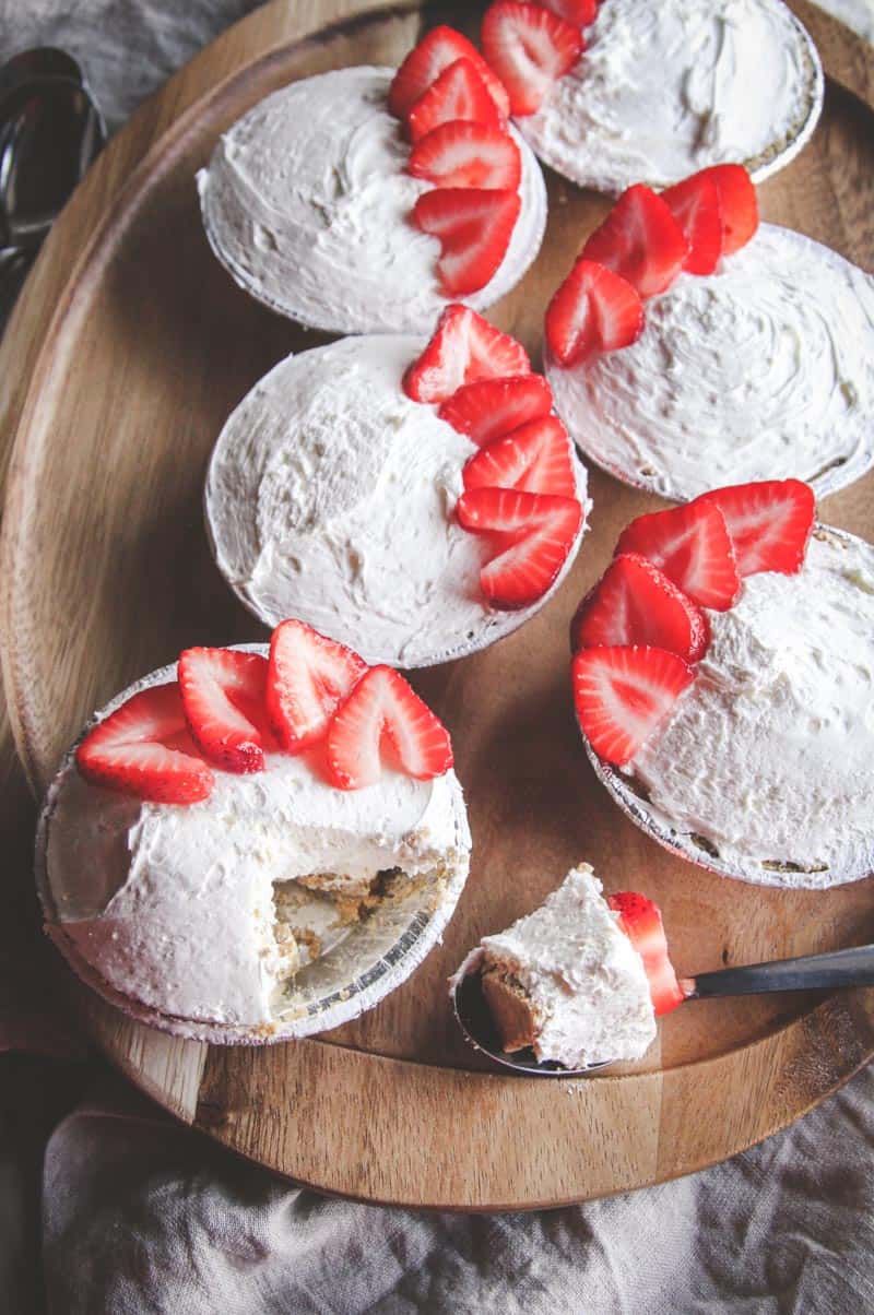 The best 5 ingredient strawberries and cream tartlets you can eat