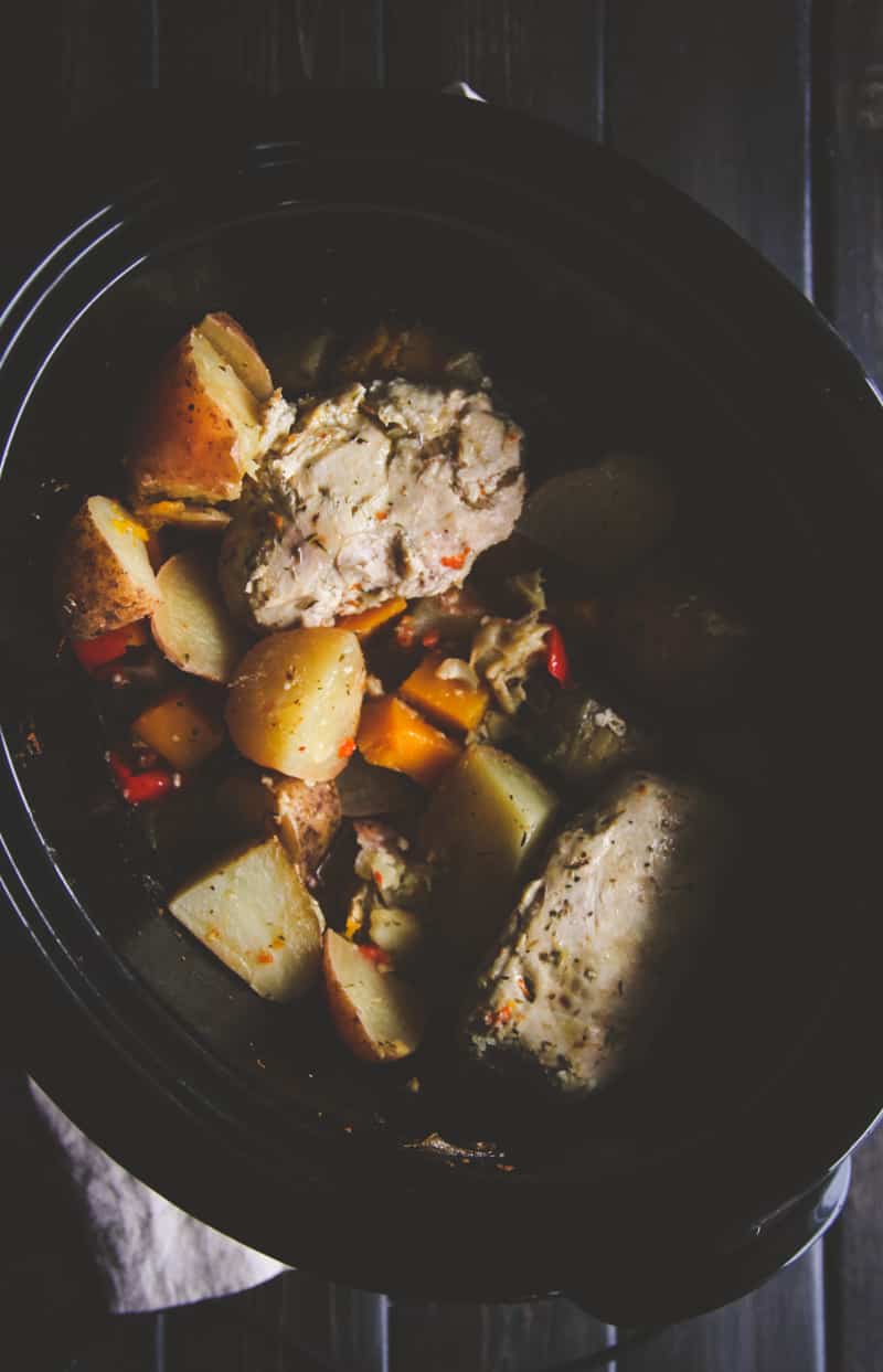 Slow Cooker Greek Chicken and Vegetables - Sweetphi