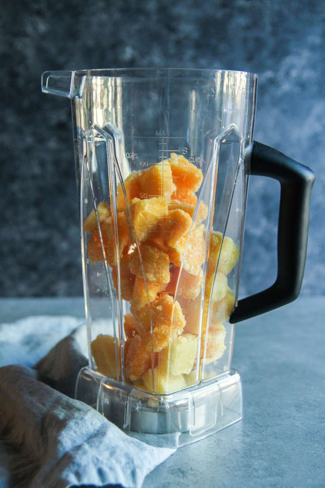 Vitamin C Boost Smoothie Recipe {Orange Mango Pineapple Smoothie}  Sweetphi