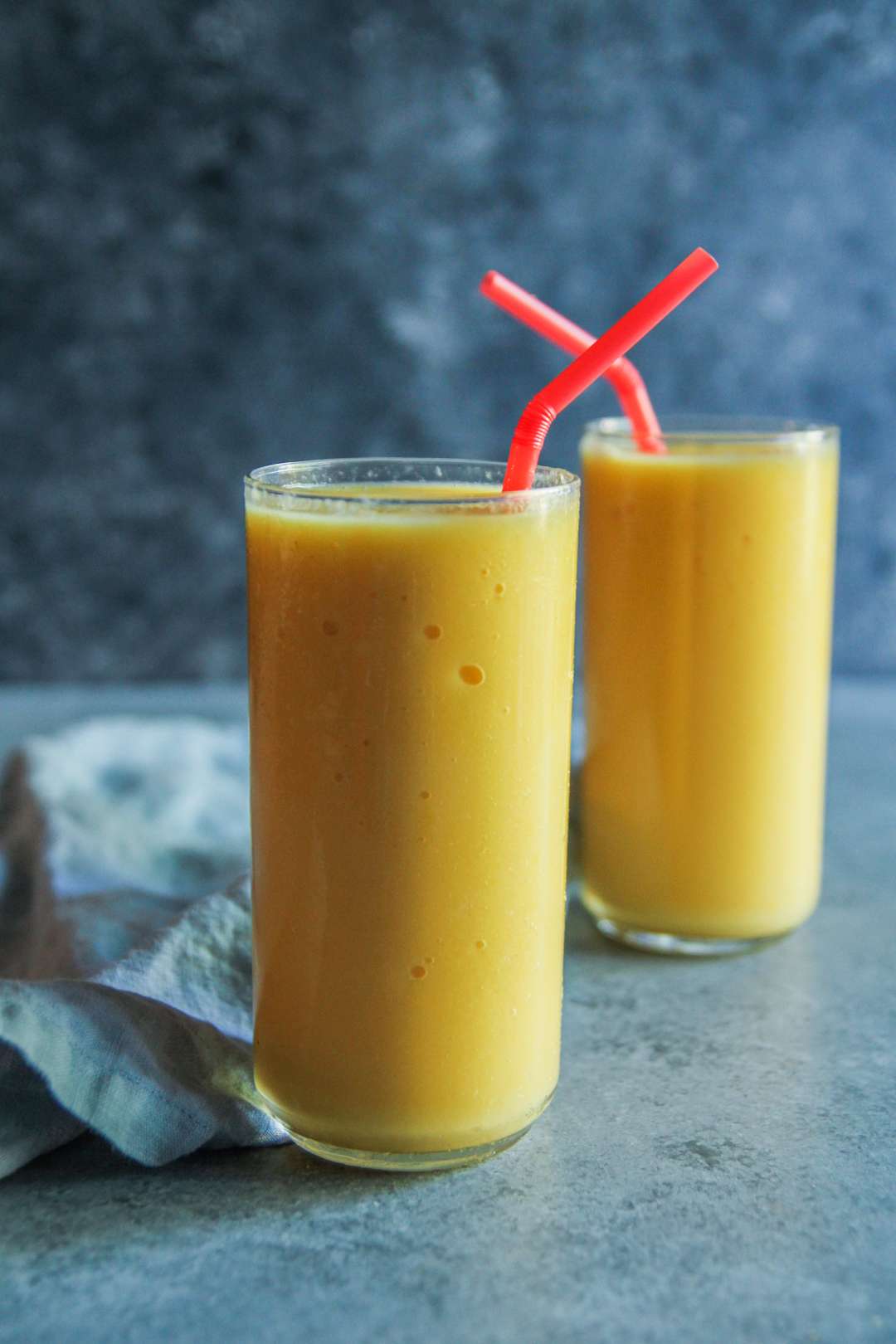 Vitamin C Boost Smoothie Recipe {Orange Mango Pineapple Smoothie}  Sweetphi