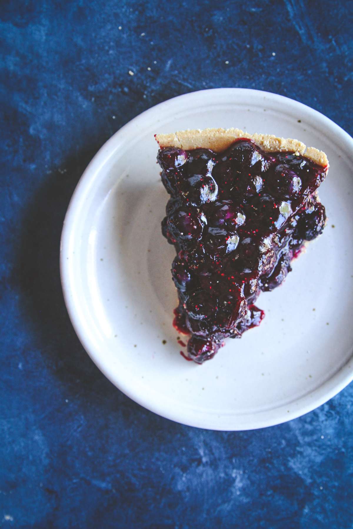 5 ingredient blueberry pie with graham cracker pie crust, blueberry recipes