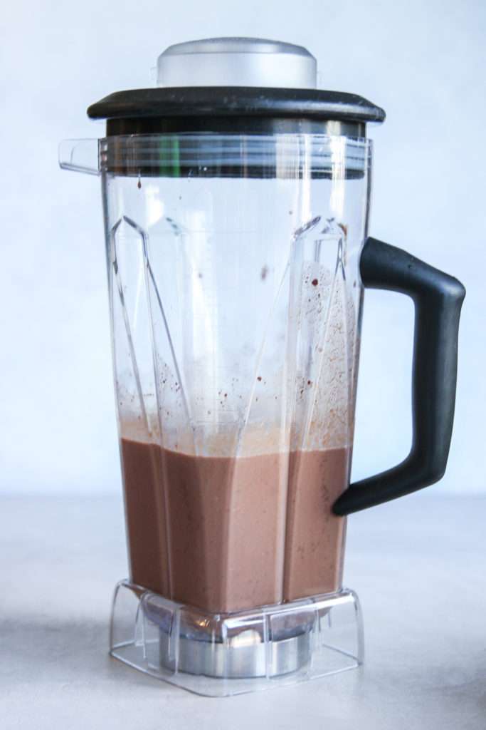 How to Make a Milkshake with a Blender