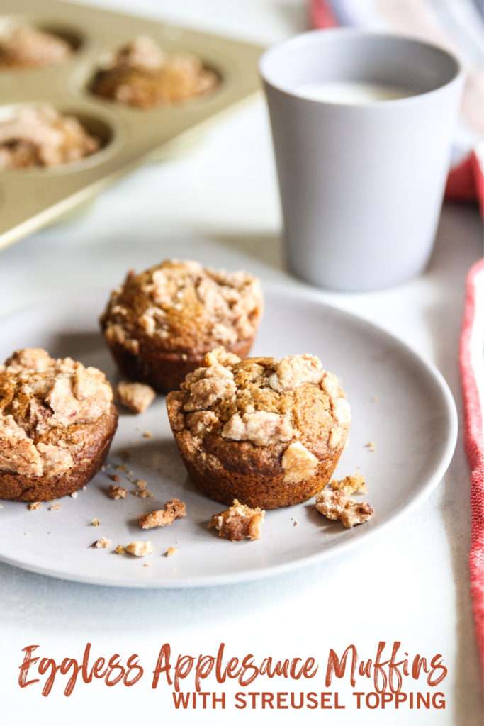 The best ever applesauce muffins with streusel topping