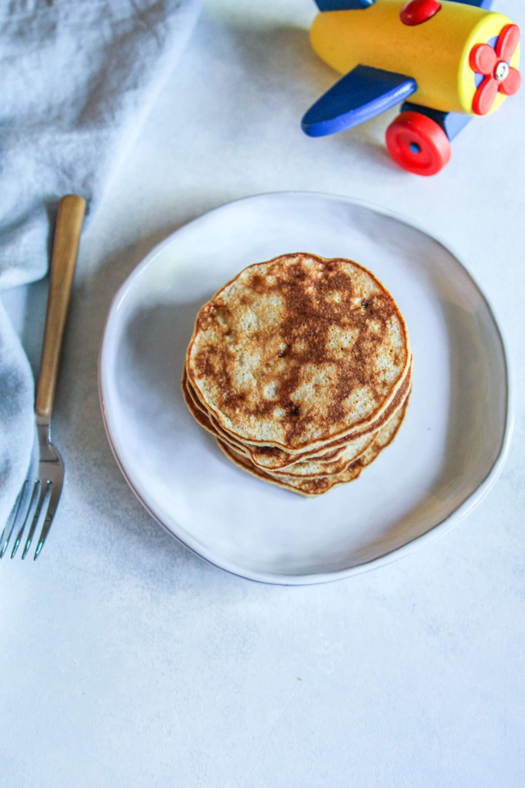 3 ingredient banana pancakes recipe -3 - Sweetphi