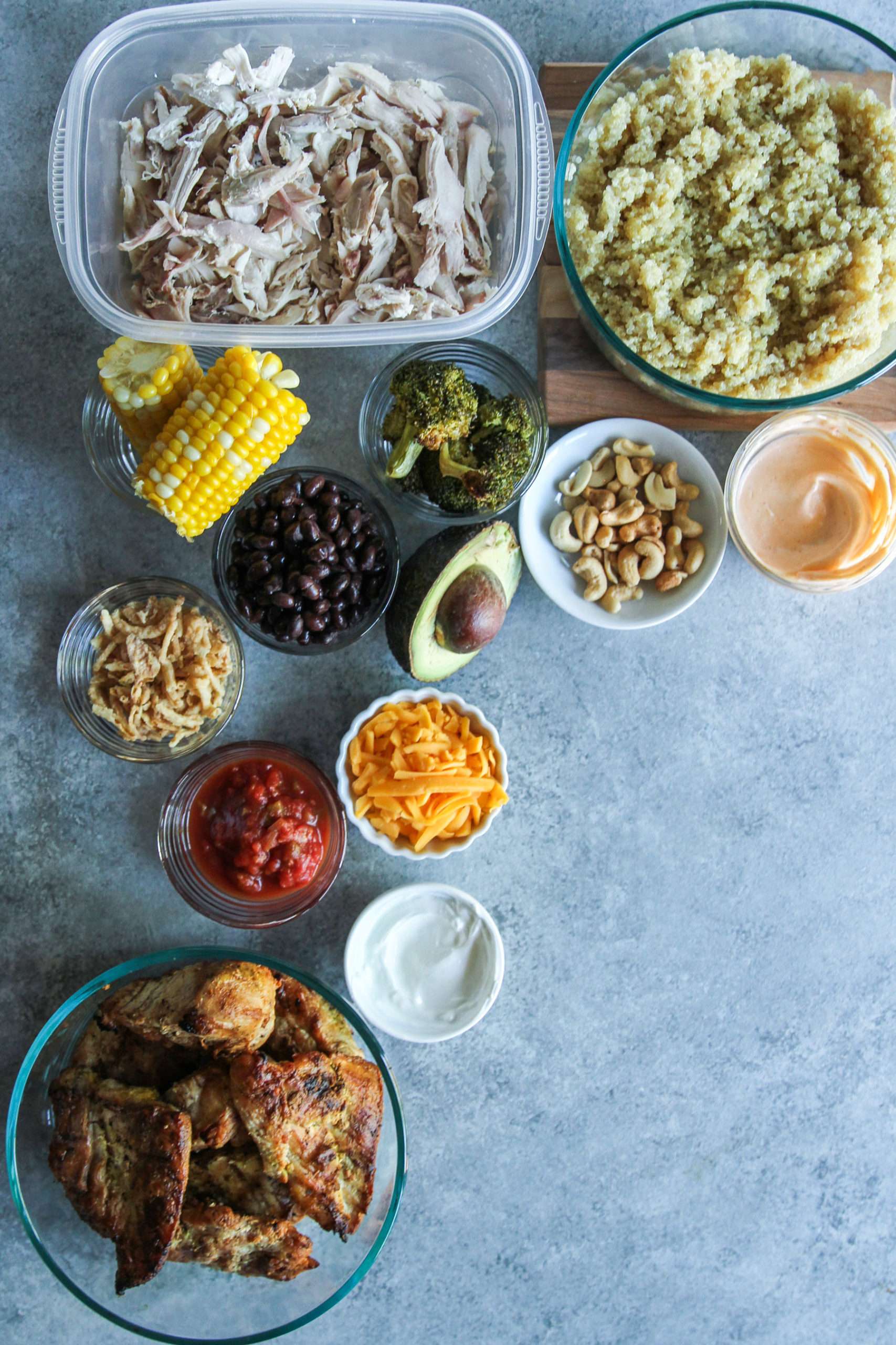 Chicken Fajita Meal Prep Lunch Bowls + Cilantro Lime Quinoa