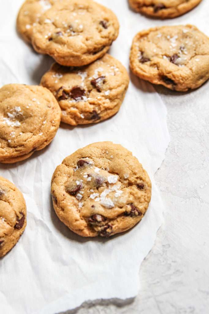 the best salted caramel chocolate chip cookies