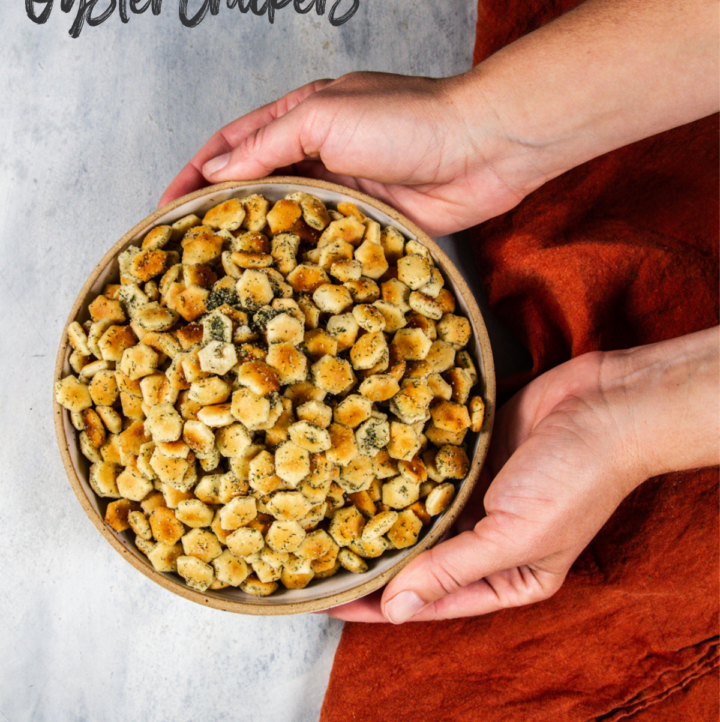 Seasoned Oyster Crackers Sweetphi   Seasoned Oyster Crackers 720x722 