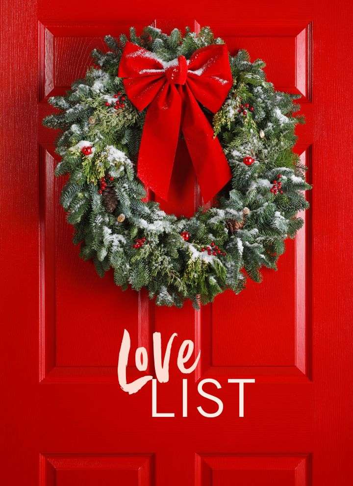 Weekly Love List image of door with wreath